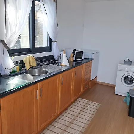 بيت للعطل House Virginia