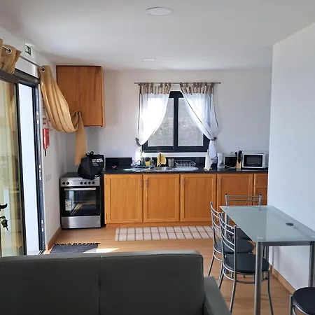 House Virginia * סנטה קרוז